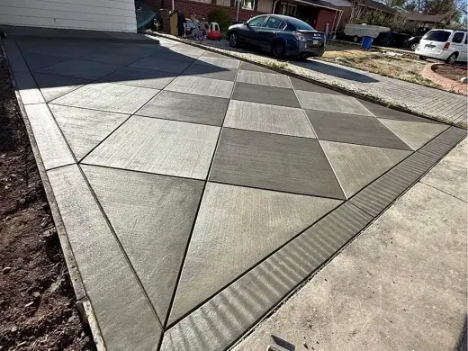 Two tone diamond pattern driveway, A & M Contracting